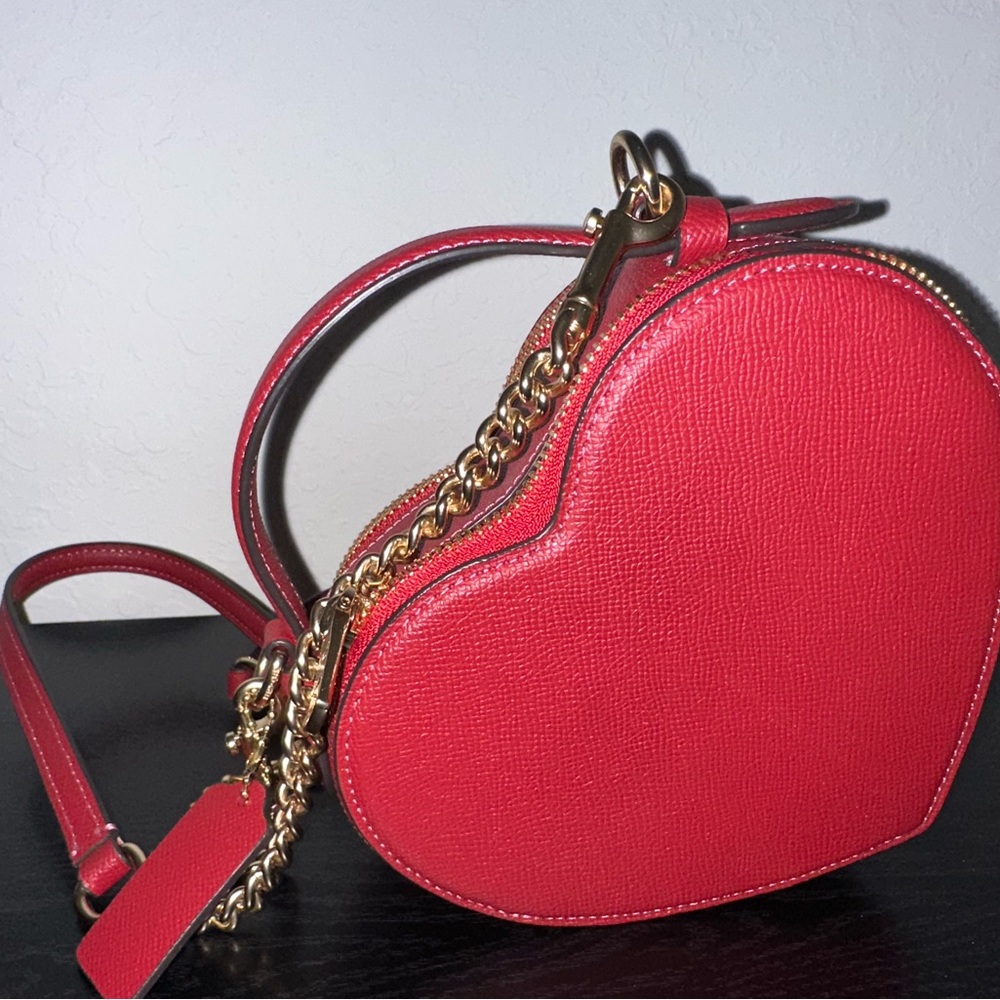 Coach 2023 Valentines Day Red Leather Heart Crossbody Bag LIMITED EDITION - Picture 5 of 11